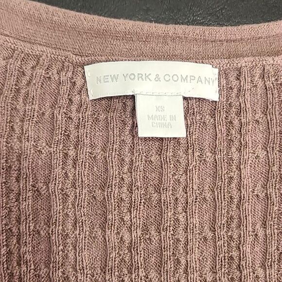 New York & Company Women's brown cable knit elbow Sleeve sweater size Xs office - Picture 5 of 10